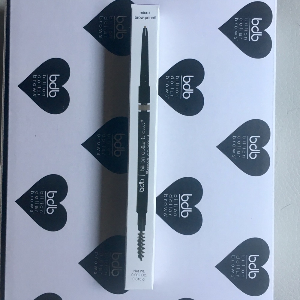 DONATED -  
NWT BILLION DOLLAR BROWS Brows on Point-DONATED!
